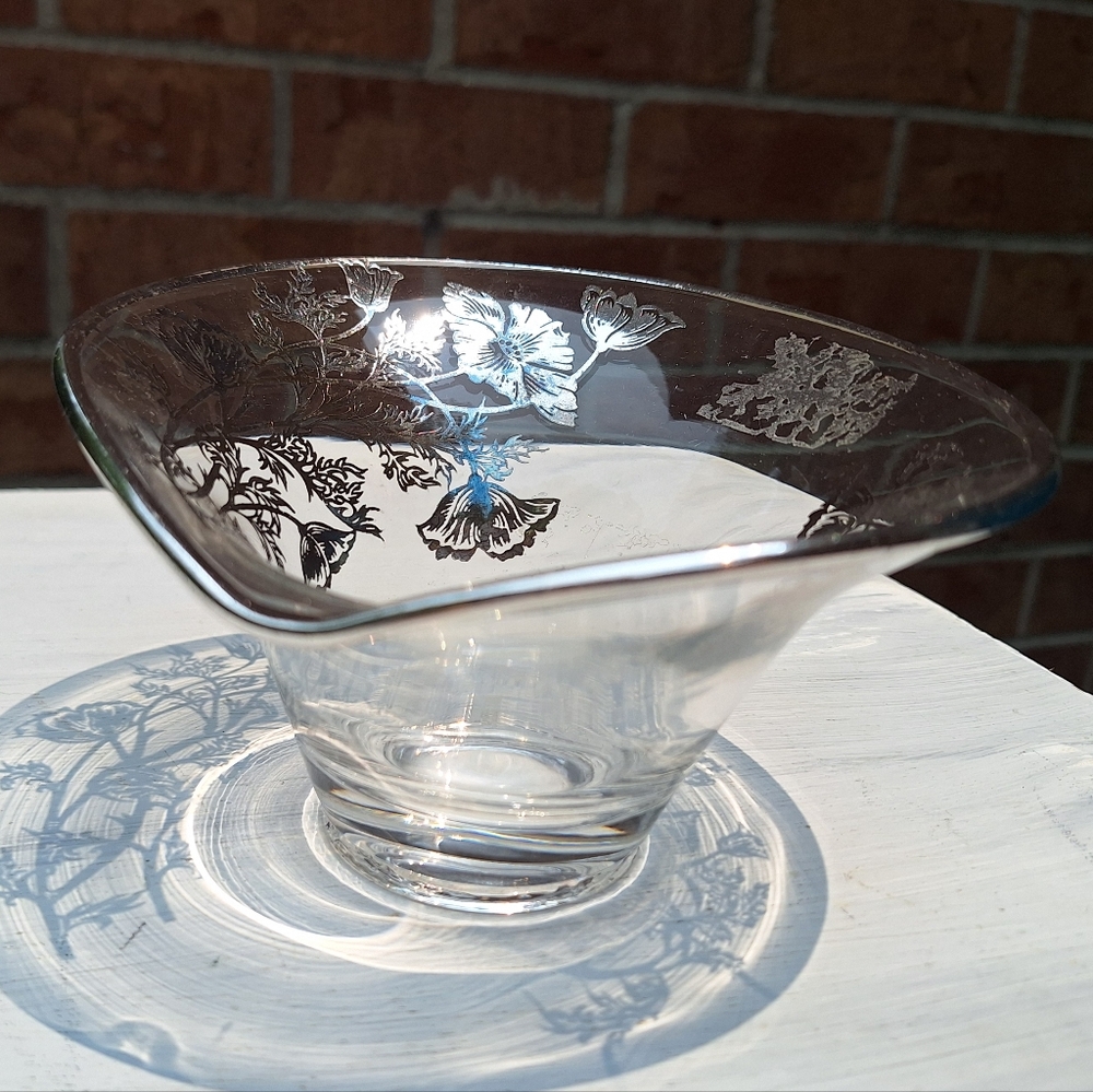 Vintage Glass Serving Dish Silver Flower Ivy Round with Pouring Spout